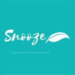 Logo Perusahaan Snooze Hostel